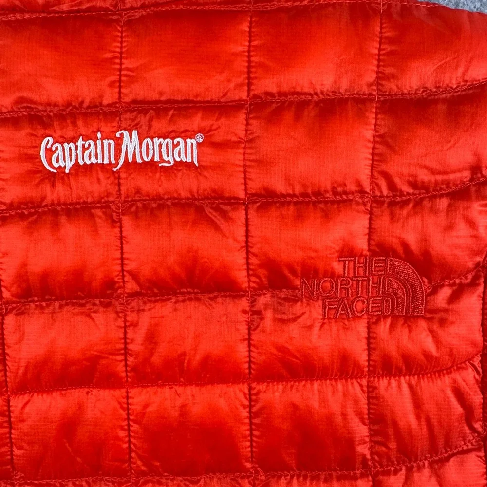 The North Face Jacket Mens Small Orange‎ ThermoBall Puffer Zip Up Captain Morgan